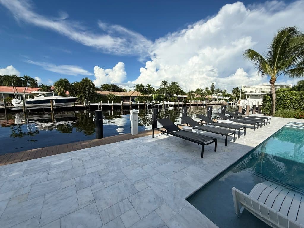 80ft High-Amp Yacht Slip for Rent Fort Lauderdale